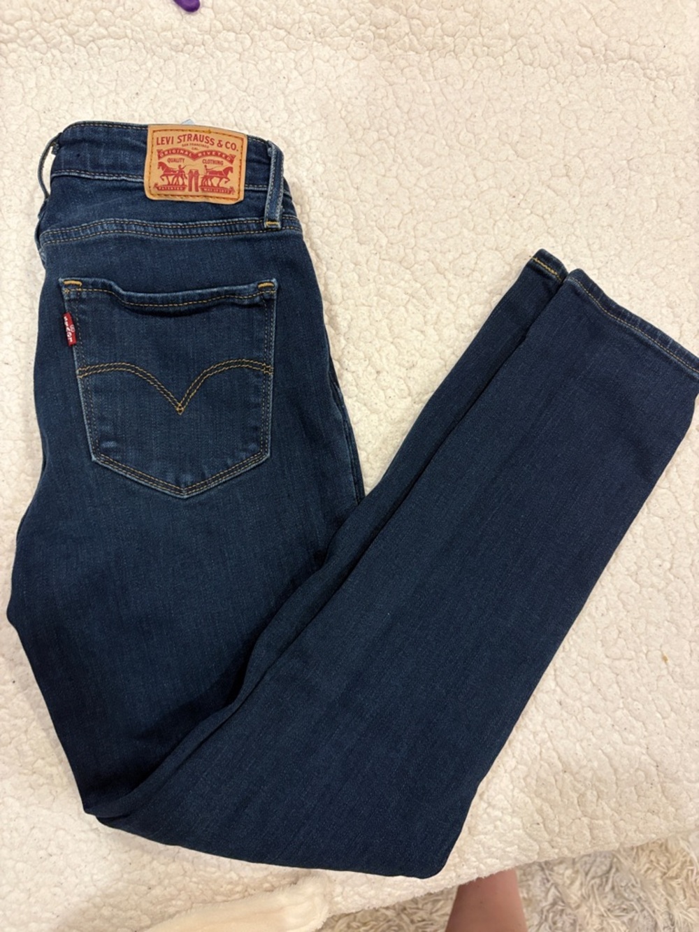 Levi's Women's Skinny Jeans in Dark Blue